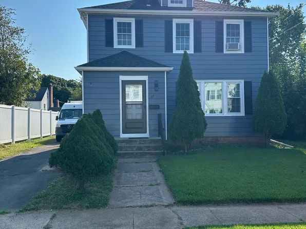 29 Glenbrook Avenue, Hamden, CT 06514