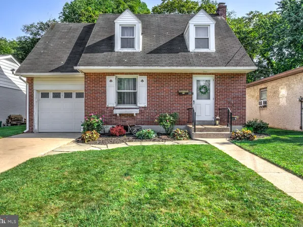 874 Pointview Ave, Ephrata, PA 17522