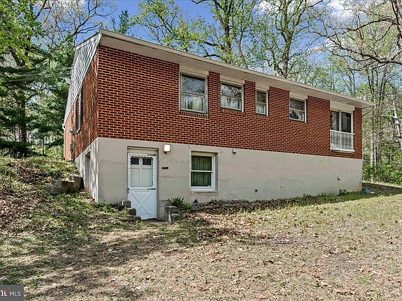 3rd image of 258 Walker Rd