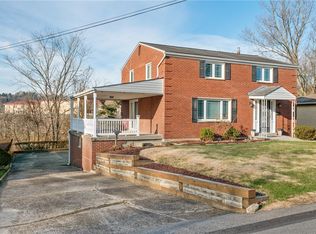 421 Macbeth Dr, Pittsburgh, PA