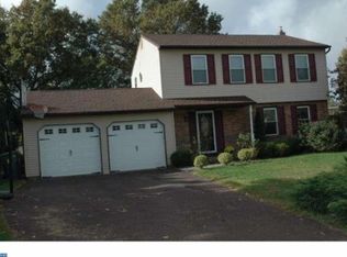 118 Station Dr, North Wales, PA 19454