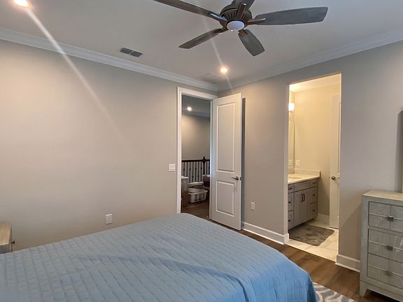 5th image of 6875 Broglie St