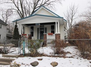 704 W Macarthur Ave, Bloomington, IL 61701