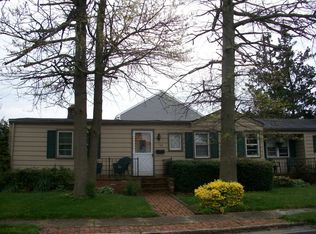 102 Roosevelt Ave, Mount Ephraim, NJ 08059