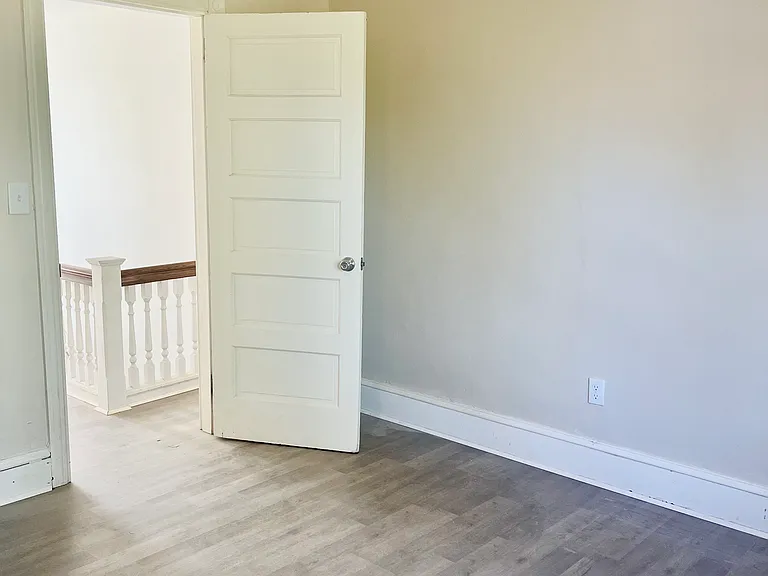 1428 Powell St #2 — Photo 5