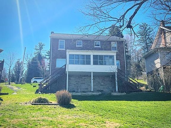 5th image of 1 Hillside Dr