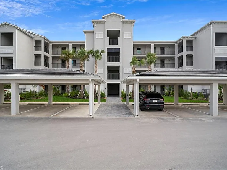 15285 Green Acres Ave #433 — Photo 4