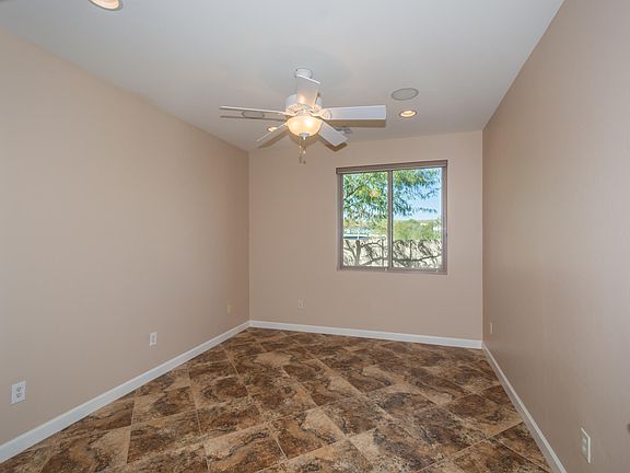 5th image of 39939 S Clubhouse Dr