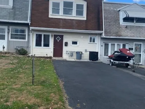408 N Gilmore St, Allentown, PA 18109