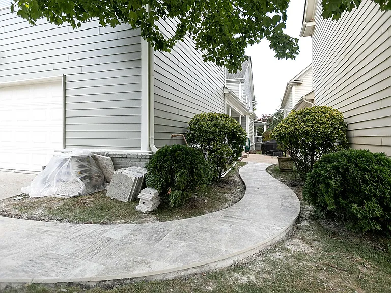 Entrance path to apartment