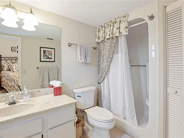 84 Georgetown Blvd #84 — Photo 11