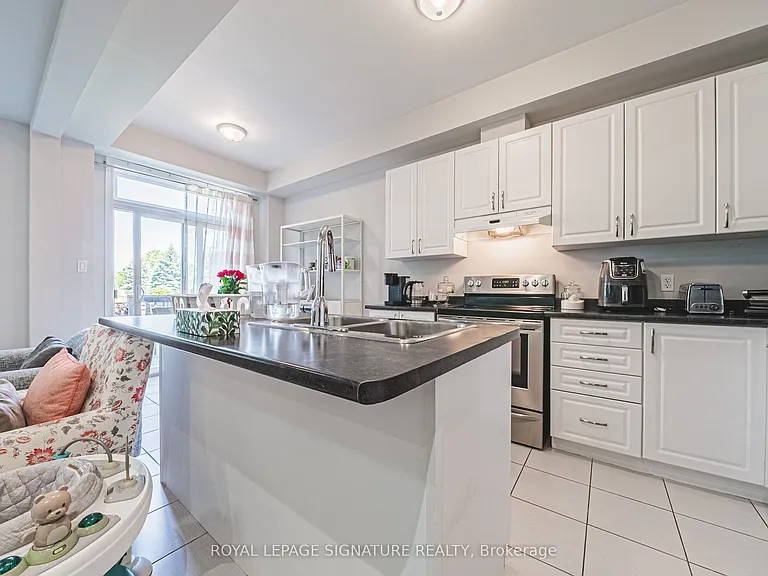90 Raymond Rd #3 — Photo 7