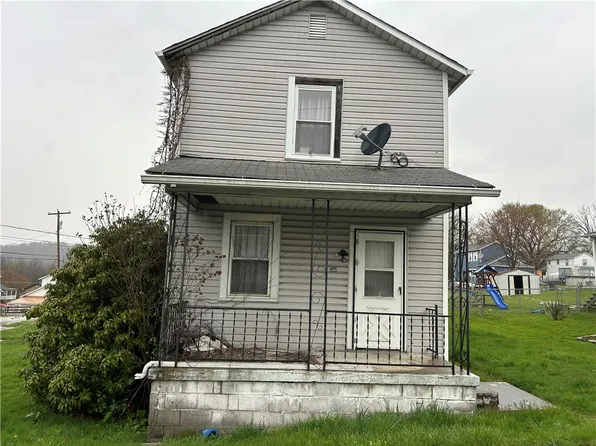 261 4th Ave, Crucible, PA 15325