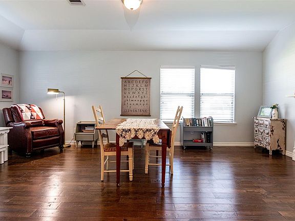 3rd image of 2020 Michelle Creek Dr