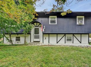 21 Montfort Rd, Wappingers Falls, NY 12590