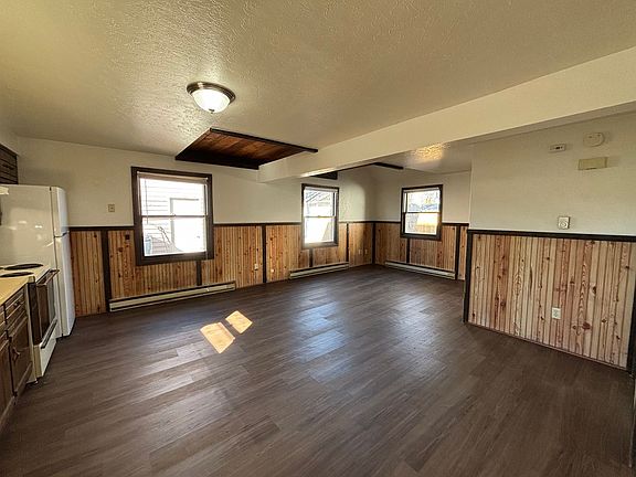 3rd image of 1148 S Oakland Ave #1150