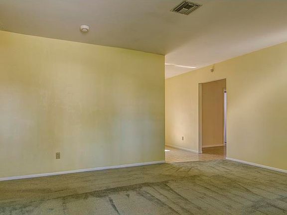 5th image of 6000 Mangrove St N