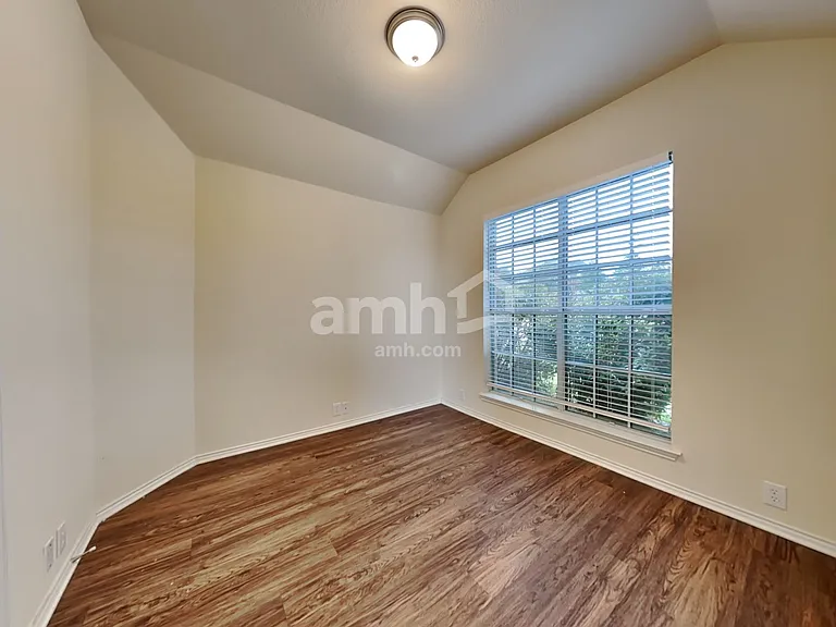 1356 Napa Dr — Photo 10