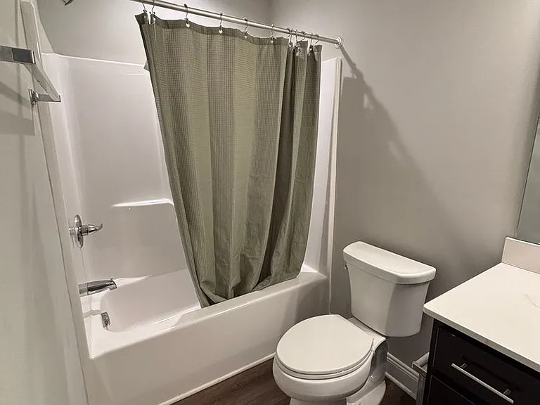 86 Hawthorne Dr — Photo 12