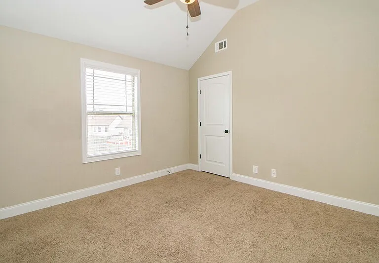 3338 N Henderson Way — Photo 7