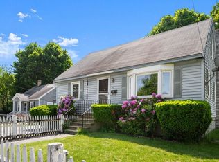 48 Easton St, Lowell, MA 01852