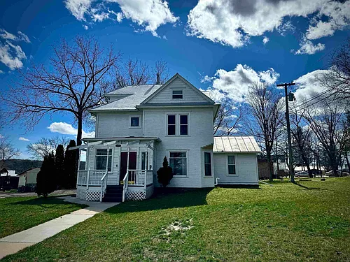 170 E Main St Photo 1
