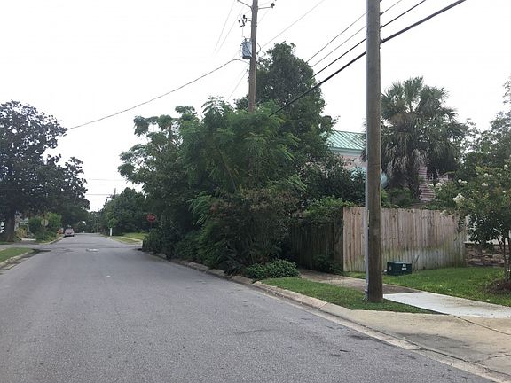 5th image of 714 N 6th Ave
