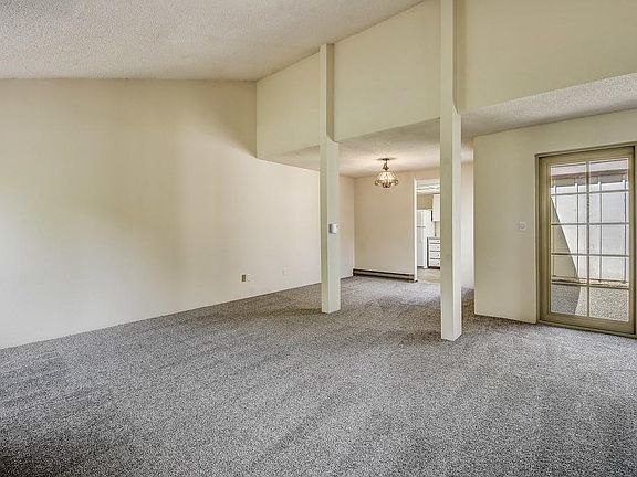 5th image of 15924 NE 15th St
