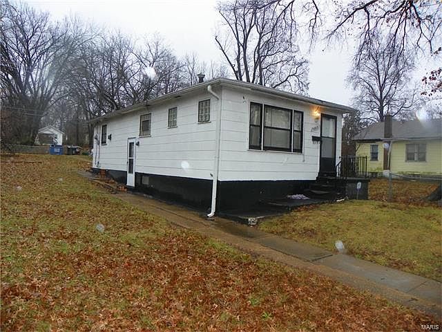 1st image of 6015 Garesche Ave