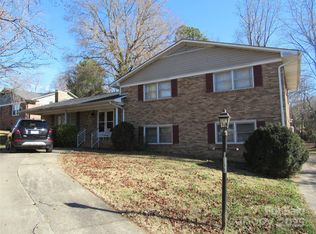 1009 Springs Rd, Lincolnton, NC 28092