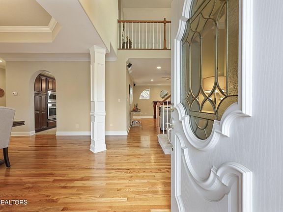 5th image of 1706 Inverness Dr