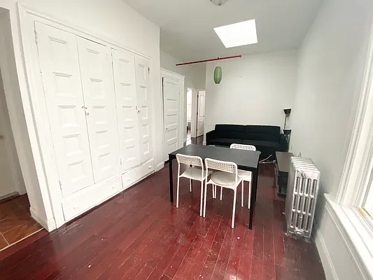 Rented by Keller Williams NYC | media 18