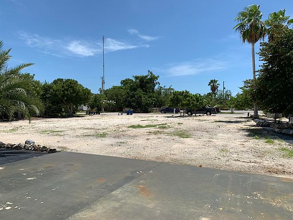 4th image of 226 Palmetto Ave