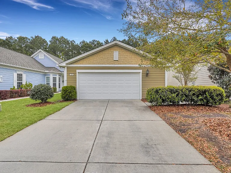 329 Mystic Point Dr — Photo 4