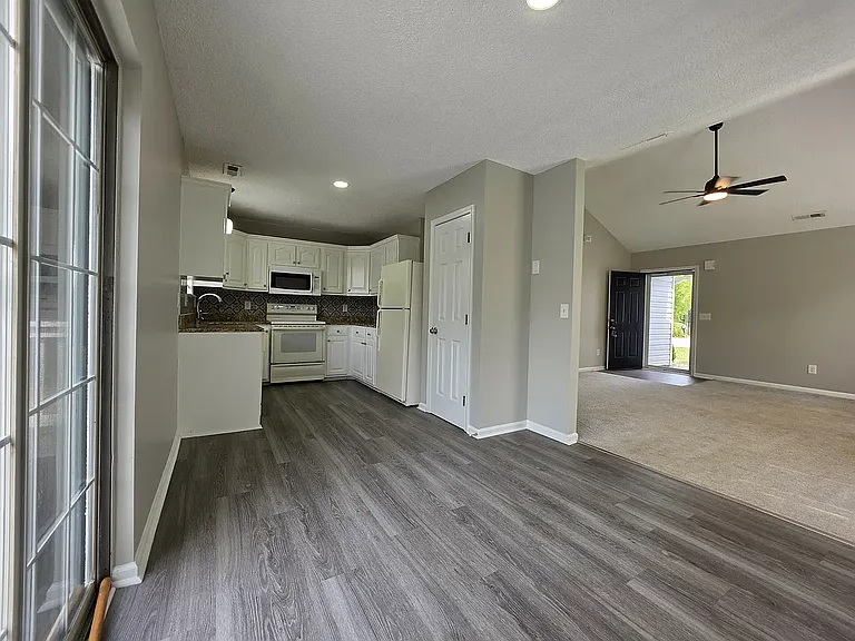 3 Lawrence Ward Ct — Photo 7