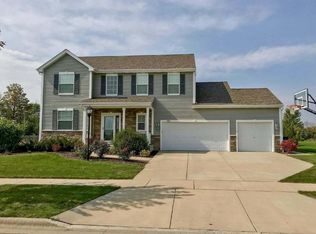 2283 Willow Pond Way, Grafton, WI 53024