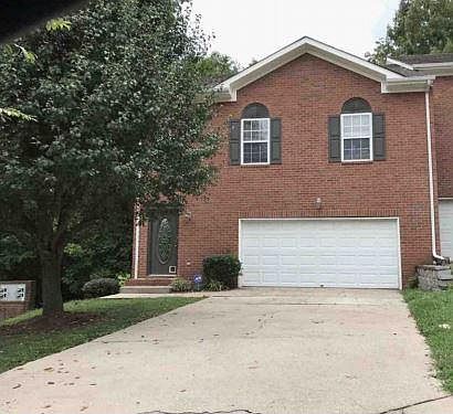 Exterior View & Garage