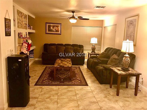 3rd image of 3321 Twin Bridges Ct