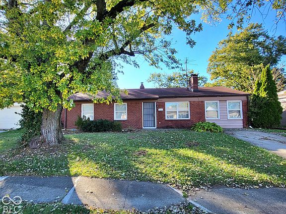 2nd image of 2332 Courtney Rd