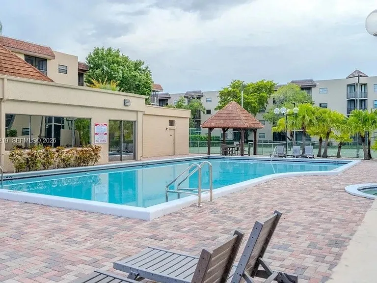 10451 W Broward Blvd #201 — Photo 30