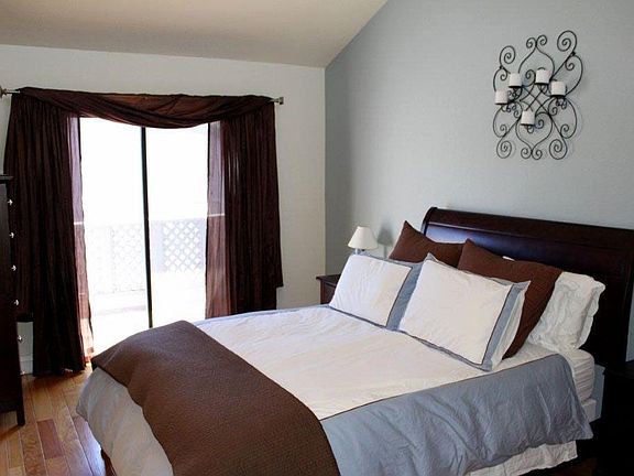 5th image of 366 Sierra Vista Ave APT 13