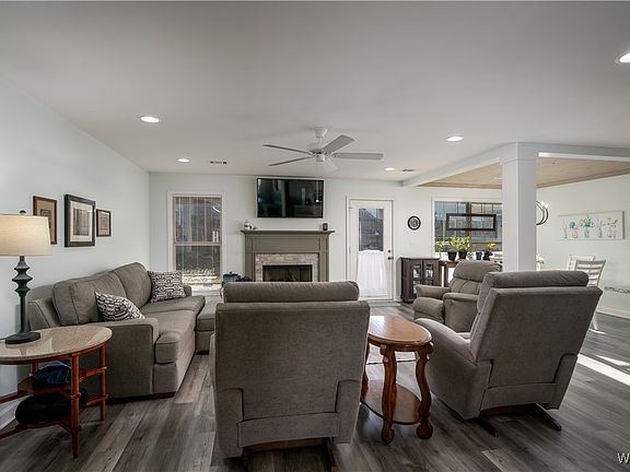 3rd image of 13009 Rolling Meadows Cir