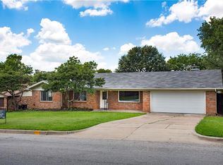 5708 Wessex Ave, Fort Worth, TX 76133
