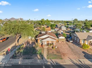 2341 N EDGEMERE Street, Phoenix, AZ 85006