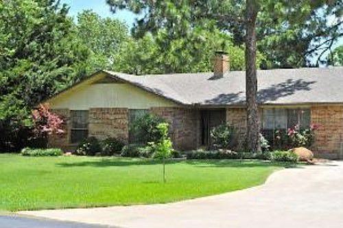1st image of 1711 N Haven Dr