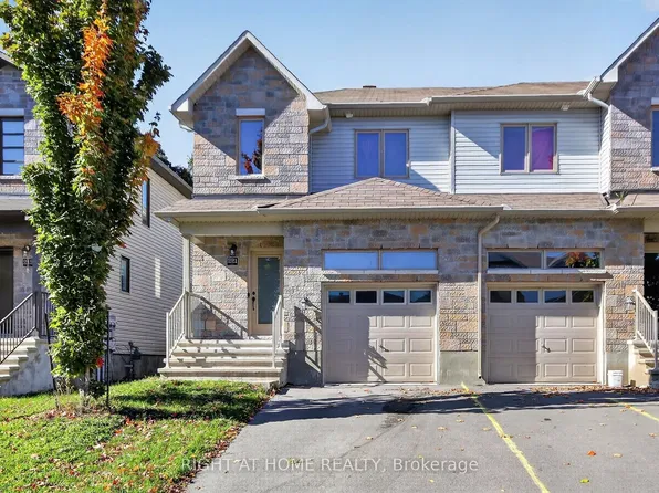 221 King St, Carleton Place, ON K7C 1G6