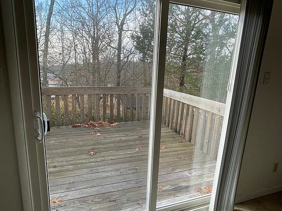 3rd image of 264 Pearl Dr #264