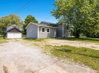 1343 E Duck Lake Rd, Grawn, MI 49637