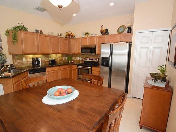 5th image of 4129 Heirloom Rose Pl