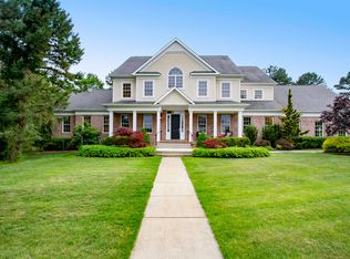 201 Grant Ln, Jackson, NJ 08527